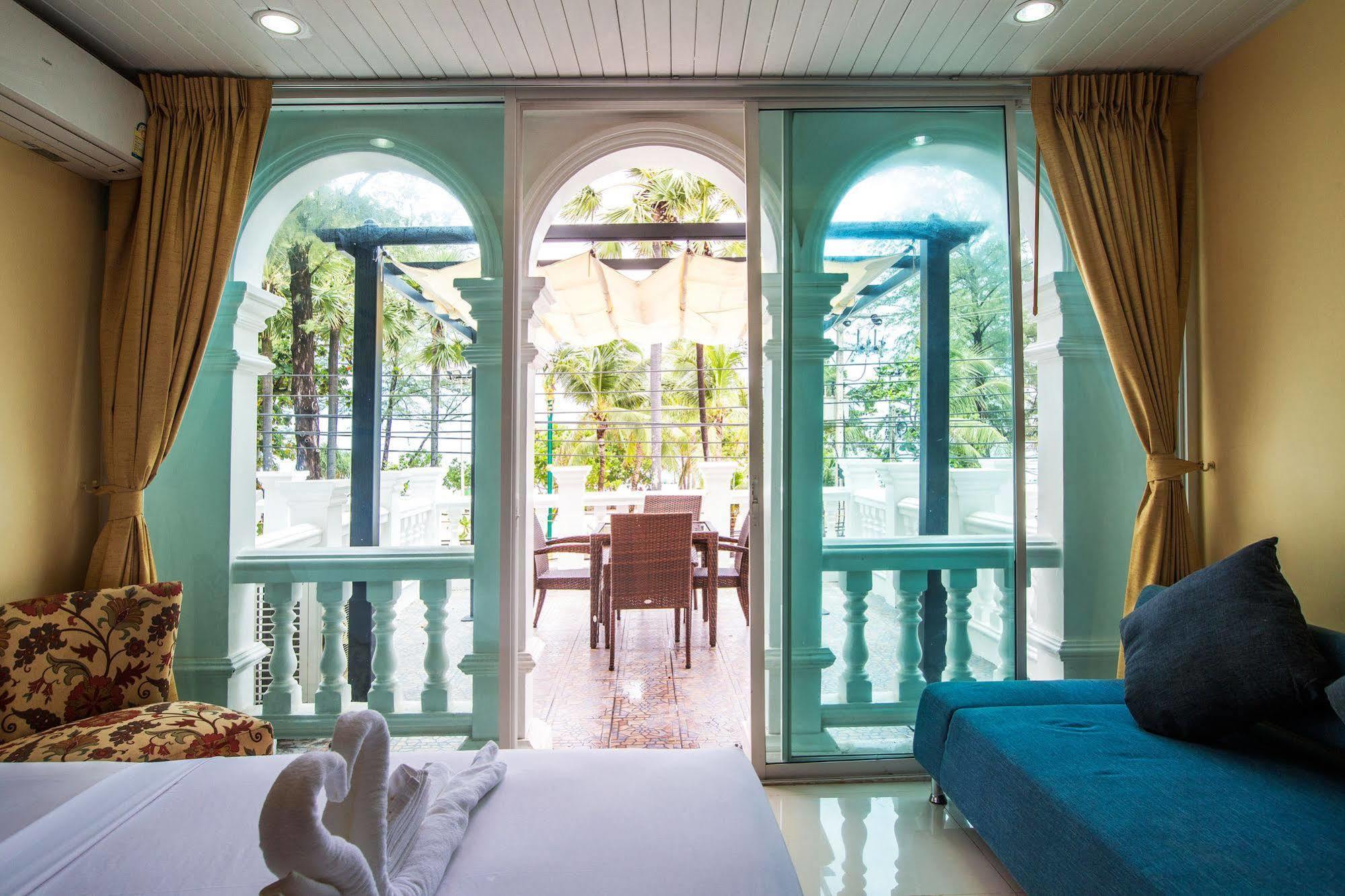 Patong Marina Hotel By Lofty Exterior foto