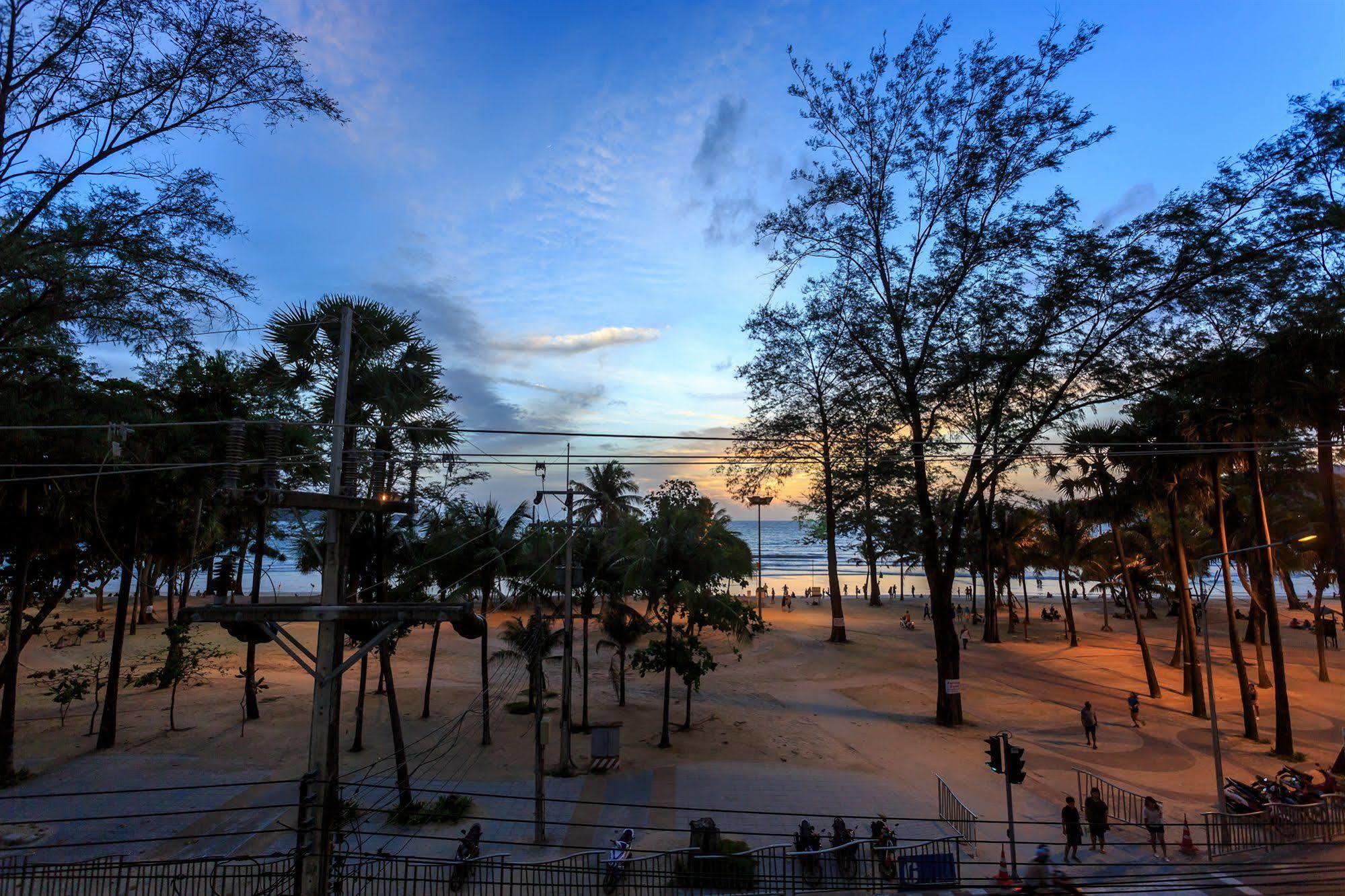 Patong Marina Hotel By Lofty Exterior foto
