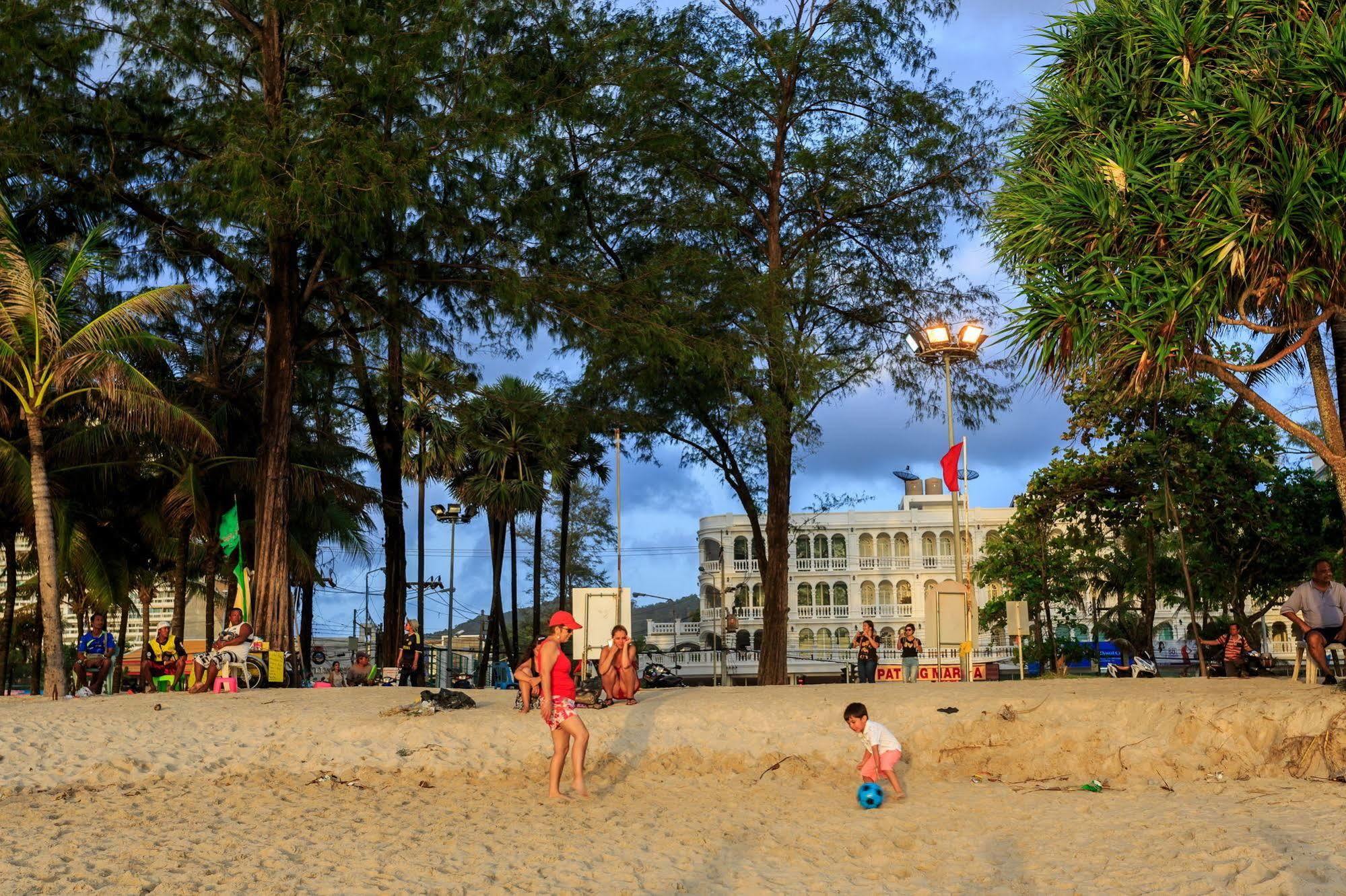 Patong Marina Hotel By Lofty Exterior foto